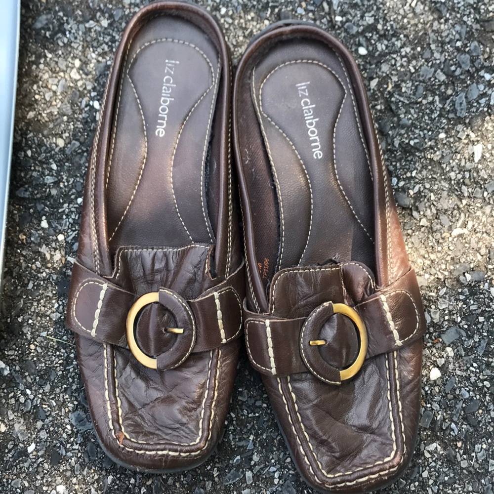 Liz Claiborne slip on dress shoes size 6
